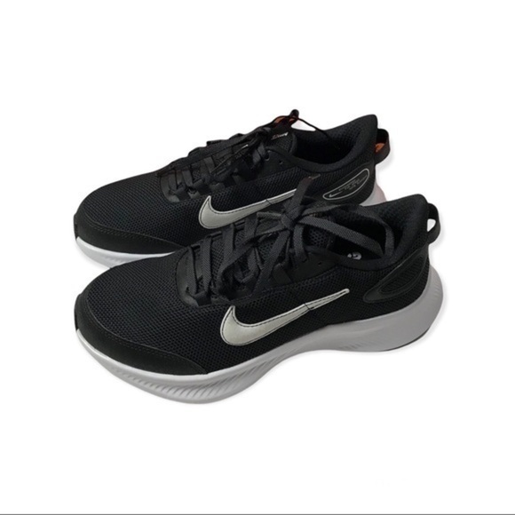 Nike Run All Day 2 Men’s Running Shoes Size 6 wide